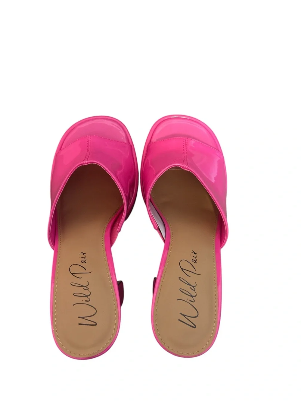Wild Pair Clohve Hot Pink Patent Platform Slide Sandals Size 8
